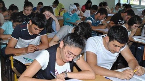 Bu gün  32 173 abituriyent qəbul imtahanı verir
