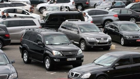 Maşın bazarında SÜKUNƏT - Alıcılar niyə azalıb…  