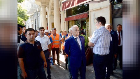 Hacıbala Abutalıbovun bağlatdırdığı kafe gecə klubu kimi fəaliyyətə başladı - FOTOLAR