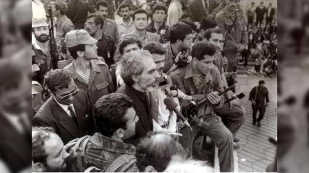 Bir şəklin tarixçəsi: Ayaz Mütəllibov niyə gəldi, necə getdi...  