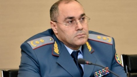 General “Qırmızı Körpü” gömrük postunun rəisini işdən çıxardı 