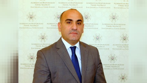 Bəşarət Məmmədov: “Oxucunu pozitiv məlumatlarla da təəccübləndirə bilərik”