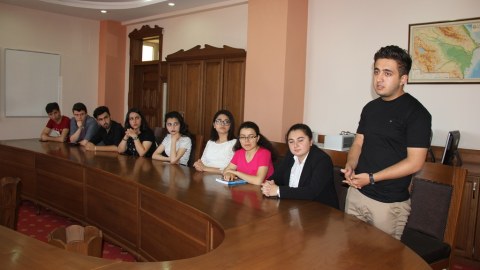 Prorektor Tələbə Gənclər Təşkilatının İdarə Heyətinin üzvləri ilə görüşdü