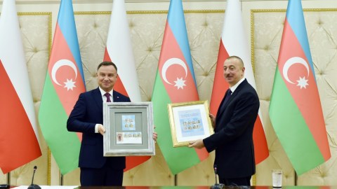  Polşanın Azərbaycana maraq göstərməsinin səbəbləri... 