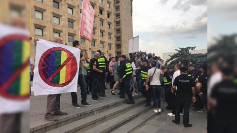 Tbilisidə cinsi azlıq tərəfdarları ilə qarşıdurma