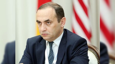 Rektordan iş axtaran gənclərə məsləhət: “Mütləq “adamın” olması vacib deyil”  