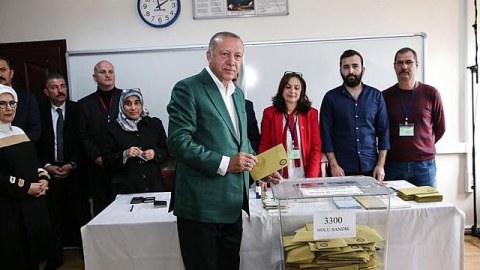 Ərdoğan seçkidə səs verib: "İstanbul seçisici ən doğru qərarı verəcək"