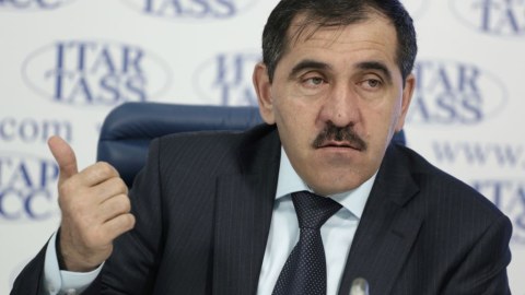 İnqişetiya rəhbəri istefa verdi