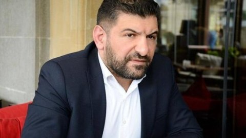 Fuad Abbasovun evini əlindən aldılar