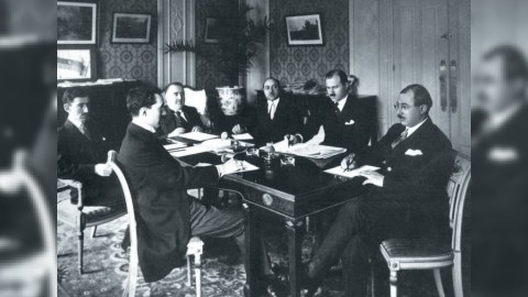 Azərbaycanda diplomatların GÜNÜDÜR