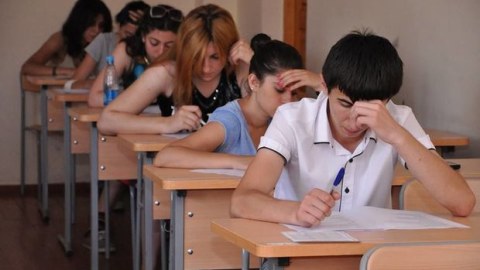 Tələbə köçürülməsi üçün qeydiyyat başa çatdı