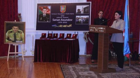 Şəhid övladının yüksək balla universitetə qəbul olması deputatları, hərbçiləri bir araya gətirdi - FOTOLAR