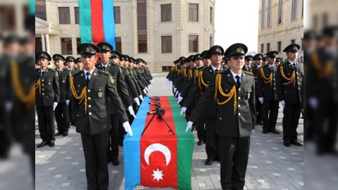 Daxili Qoşunlarının Ali Hərbi Məktəbinə əlavə kursant qəbulu elan edildi