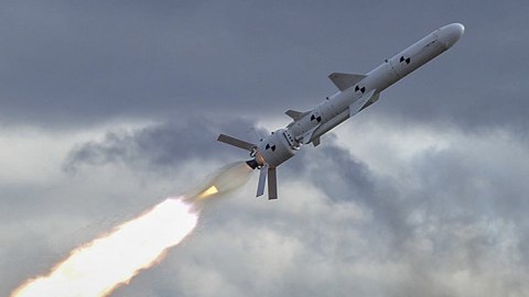 Generaldan Ukraynaya ÇAĞIRIŞ: Moskva və Sankt-Peterburqu vurun!