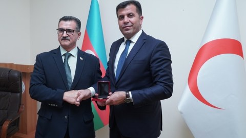 Qızıl Ayparadan medal - Modern.az yenə ilkə imza atdı - FOTOLAR