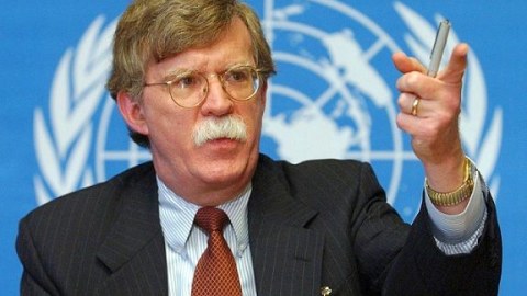 Bolton Ukraynaya gedir