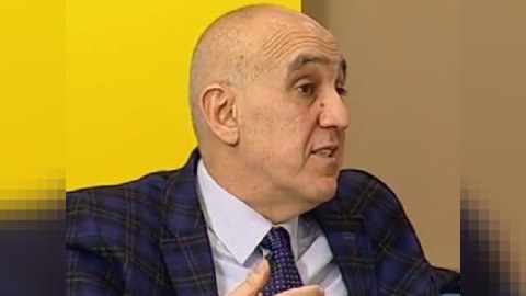 ““Quran”da erkən nikaha işarə yoxdur” - Dinşünas alim “mollaları” İFŞA ETDİ   
