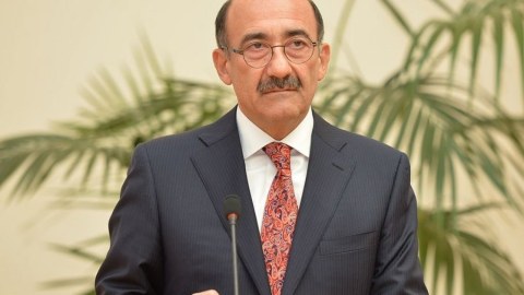 Əbülfəs Qarayev: “Nəsimin məzarının bərpası ilə bağlı danışıqlar aparılır”
