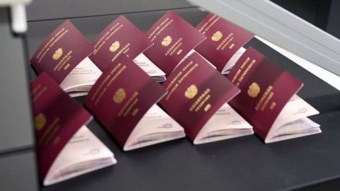 Avstriya nasizm qurbanlarının ailə üzvlərinə ikili vətəndaşlıq verir