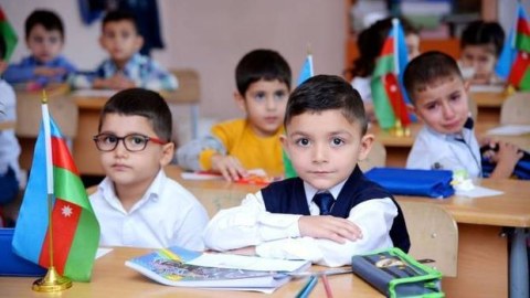 Sabahdan regionlarda lisey sinifləri fəaliyyətə başlayacaq