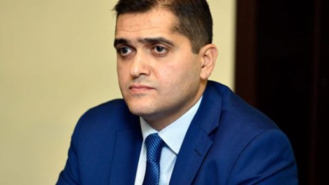 Elxan Şahinoğlu “Real” TV-də veriliş açıb: “Bu sahədə boşluq var idi”  