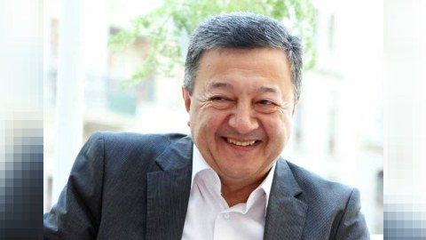 Daim düşünən, yenilik axtaran, yaradan bir insan – Elçin Şıxlının doğum günüdür