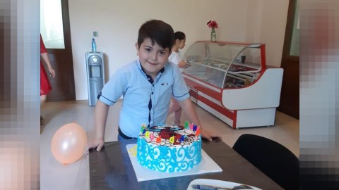 10 yaşı tamam olan şəhid oğlu: “Böyüyəndə əsgər olacam”