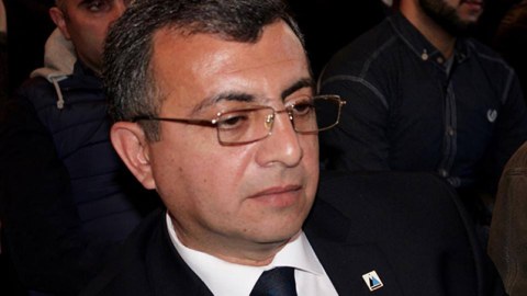 Yadigar Sadıqlıdan İsa Qəmbərə ETİRAZ