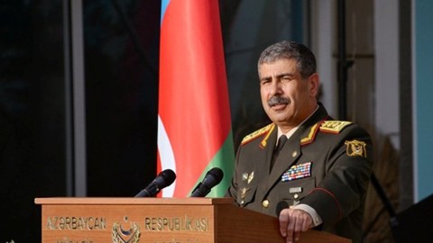 Müdafiə naziri əmr etdi: “Düşmənin snayper və PUA-larının qarşısı sərt şəkildə alınsın”