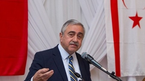 Şimali Kipr prezidenti rəsmi Ankaranı QƏZƏBLƏNDİRDİ  