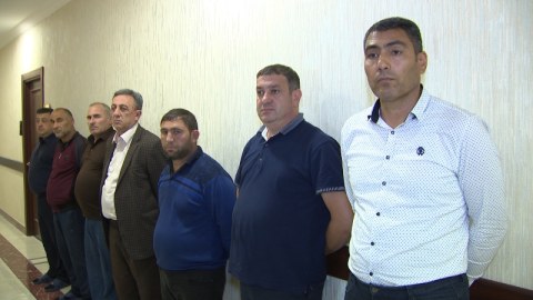 Bakıda saxta içkilər hazırlayan “Beluqa Tahir”in dəstəsi tutuldu - FOTOLAR