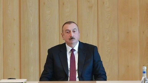 Prezidentdən bir-birlərini şantaj edən məmurlara XƏBƏRDARLIQ: “Bu, dözülməzdir”