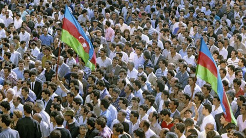 Tanınmışlar Müstəqillik Günü təbrikləri aldılarmı? - “Heç kəs təbrik etməyib”