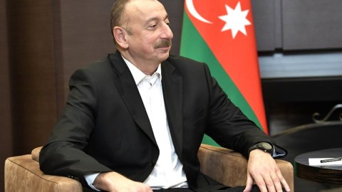 “Atam addım-addım öz təcrübəsini mənə ötürüb” - Prezidentdən maraqlı AÇIQLAMALAR 