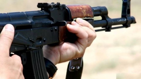 Rusiyada İNSİDENT - Hərbçi 8 əsgəri öldürdü, 2-ni yaraladı