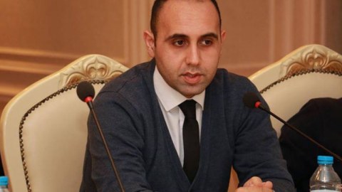 Nazirlər Kabinetinin mətbuat katibi işdən getdi - İSTEFA 