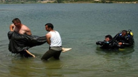 Ağdaşda 37 yaşlı kişi su kanalına düşdü