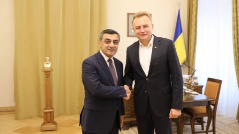 Lvov meri Azərbaycan diaspor rəhbəri ilə müzakirə apardı - FOTO 