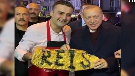 Prezident aşpazın qonağı oldu