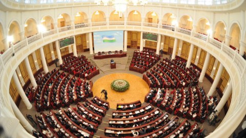 Özbəkistanda parlament seçkiləri keçirilir