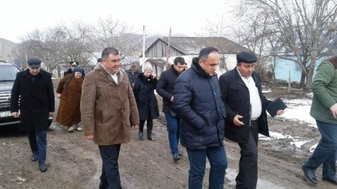 İcra başçısı Rus Borisi kəndində oldu
