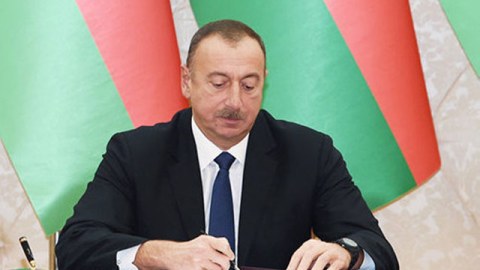 Prezident Vahid Novruzova “Şöhrət” ordeni verdi - FOTO
