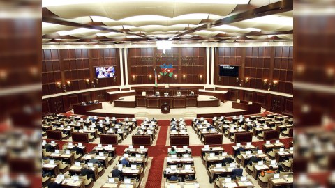Beşinci çağırışın deputatlarına rəqib olan JURNALİSTLƏR