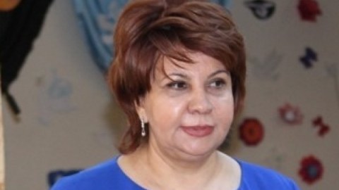 İcra başçısının xanım müavini vəzifəsinin icrasını DAYANDIRDI