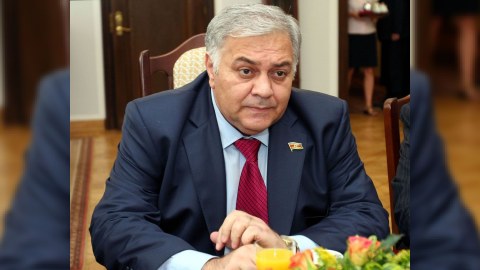 Bu şəxslər Oqtay Əsədova rəqib oldular 
