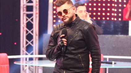 Müğənni televiziyadakı vəzifəsini itirdi