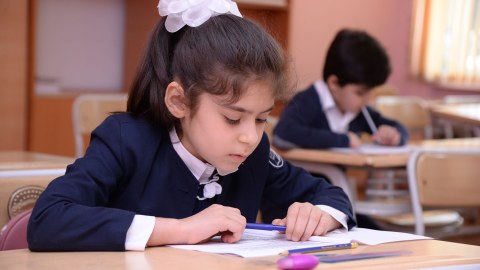 Məktəbi vaxtından əvvəl bitirmək istəyənlər üçün imtahan KEÇİRİLƏCƏK