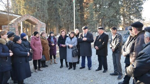 Sahibə Qafarova seçicilərlə görüşlərini davam etdirir
