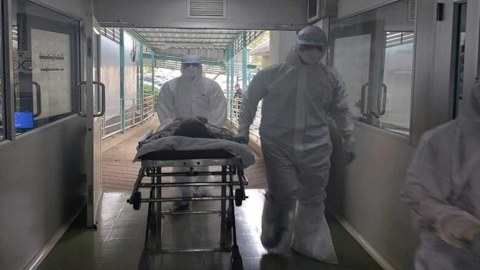 Tailandda koronavirusla bağlı yalan məlumat yayan 2 nəfər tutuldu