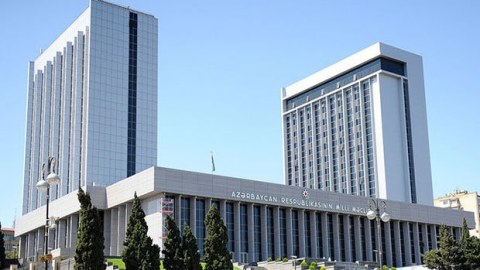 313 NƏFƏR deputatlığa namizədliyini geri götürüb